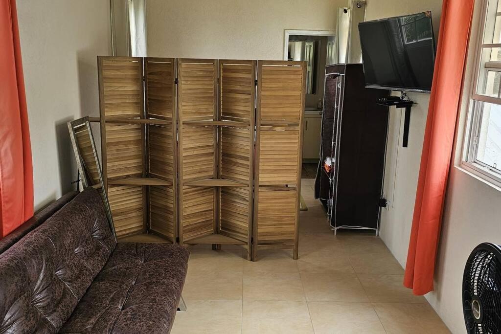 סנט פיליפ Seclusion Studio Apartment. מראה חיצוני תמונה